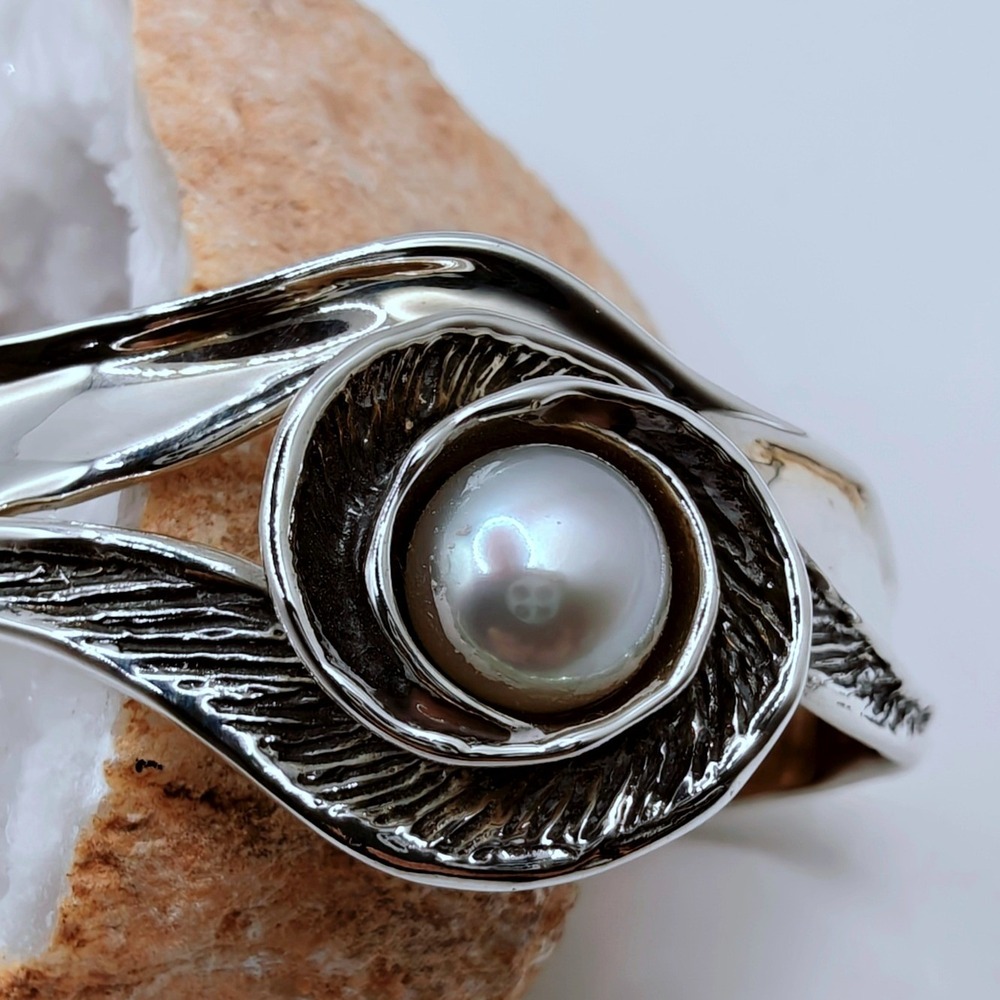 HG Israel 925 Sterling Silver Grey Pearl Swirl Textured Cuff Bracelet. - Picture 2 of 9